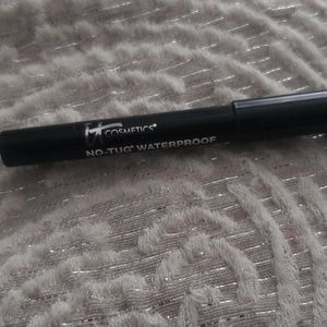It eyeliner